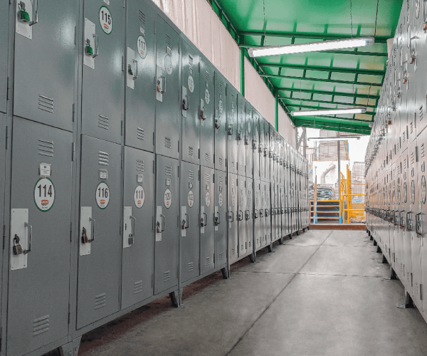 casilleros metálicos en laive 4